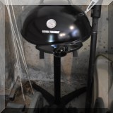 L05. Outdoor George Foreman grill.